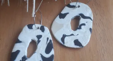 Brincos Zebra em Polimerclay