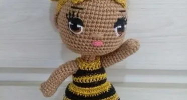 Amigurumi Boneca Bee