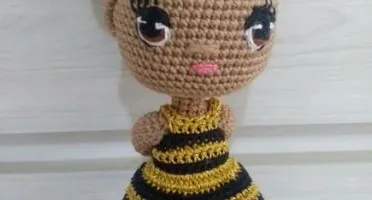 Amigurumi Boneca Bee