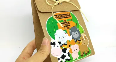 Kit Colorir e Modelar Fazendinha com Sacola Kraft P