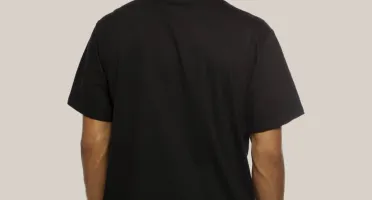 Camiseta Preta Elmo