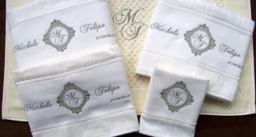 Jogo de 6 Toalhas com Monograma para Casamento