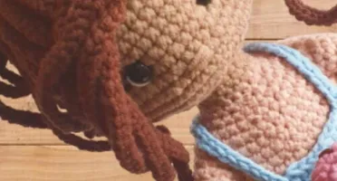 Boneca Bia (,bubalu) amigurumi (personalizados)