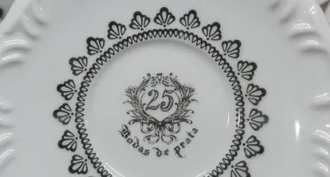 Par de Xícaras com Pires Bodas de Prata - 70 ml