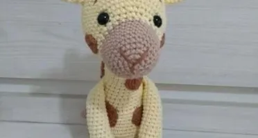 Amigurumi Girafa Dengosa