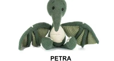Receita em PDF - Bichinho Petra a Pterodáctilo Amigurumi