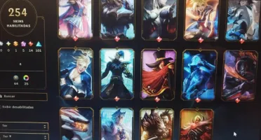 Conta season 2 , mmr ouro, 254 skins e todos Champions.