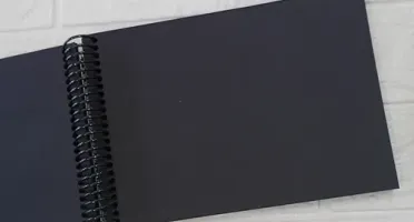 Caderno de Mensagens com Folhas Pretas 18 x 27 cm