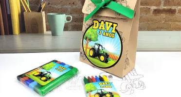 Kit Colorir e Modelar Trator com Sacola Kraft