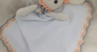 Naninha ou Manta do Apego em Crochê