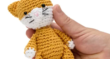 Gatinho Caramelo em Amigurumi