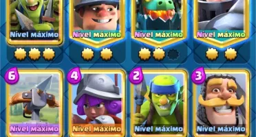 Clash Royale NV 13 com várias skins de Torre e cartas Full