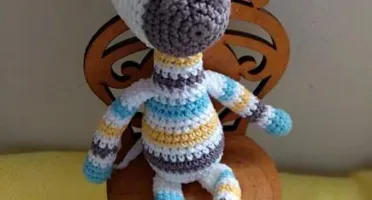 Amigurumi Girafinha Listrada