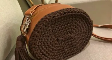 Bolsa Redonda Round Bag em Crochê