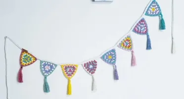 Varal de Bandeirinhas Pastel