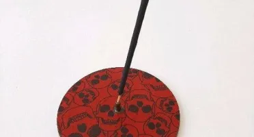 Porta Incenso Caveira Vermelha
