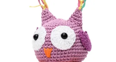 Coruja Bola em amigurumi