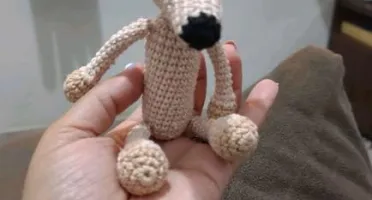 Mini Pet Galgo/Wippet - Amigurumi de crochê