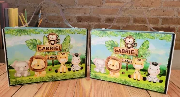 Kit Colorir e Modelar Safari com Caixinha Maleta