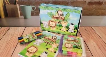 Kit Colorir e Modelar Safari com Caixinha Maleta