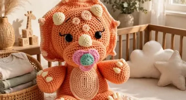 Bebê triceratps