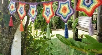 Varal de Estrelas em Crochê