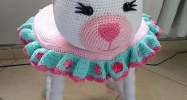 Capa para banquinho em croche