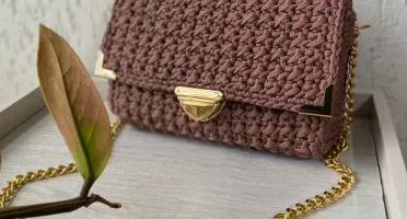 Bolsa Transversal Side Bag com Corrente
