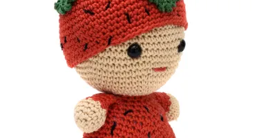 Bebê Moranguinho em Amigurumi