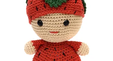 Bebê Moranguinho em Amigurumi
