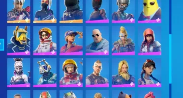 Conta Fortnite Season 3 rara com passe atual.
