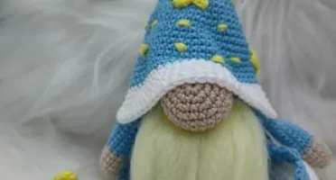 Gnomo Soneca em Crochê