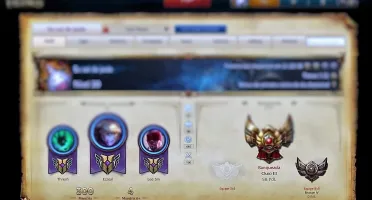 Conta League of Legends, Gold 3 LEIA DESCRIÇÃO