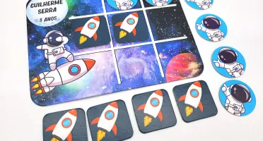 Jogo da Velha Astronauta e Foguete Cartonado 19 x 14 cm