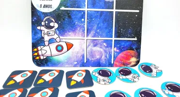 Jogo da Velha Astronauta e Foguete Cartonado 19 x 14 cm