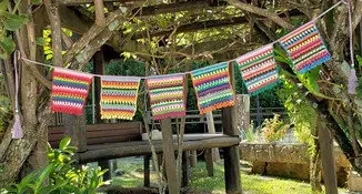 Varal de Bandeirolas Mexicanas em Crochê