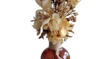 Arranjo Rústico com flores desidratadas
