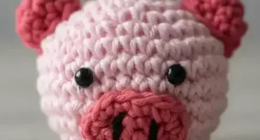 Chaveiro Porquinho Amigurumi