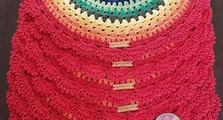 Sousplat Super Luxo Arco-íris em Crochê