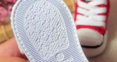 All Star de Crochê Vermelho