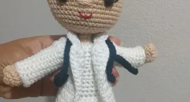 Amigurumi Boneca Enfermeira
