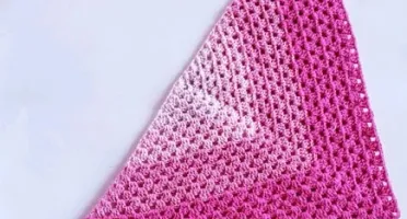 Bandana / Lenço para Cabeça em Crochê