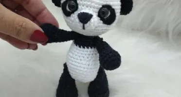 Mini Panda em Crochê - Amigurumi