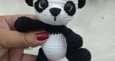 Mini Panda em Crochê - Amigurumi