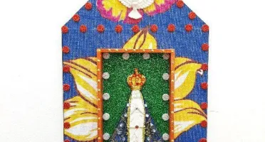 Capelinha de Madeira e Chita "N. S. Aparecida"