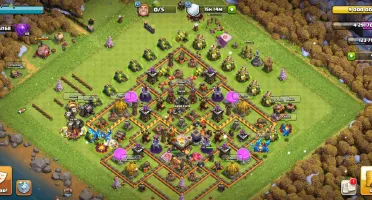 Clash of clans, cv10 full. Atualmente recém cv11