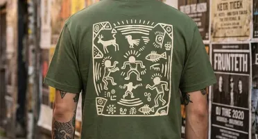 Camiseta Verde Rupestre
