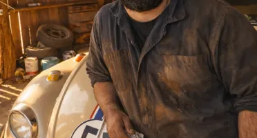 Crie imagens hiper-realistas dignas de cinema - PRMPT HERBIE