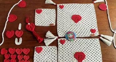 Kit Decorativo do Amor em Crochê