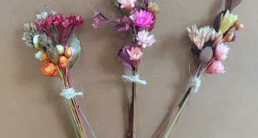 Mini Buquês Sortidos 9 cm - Kit Único com 10